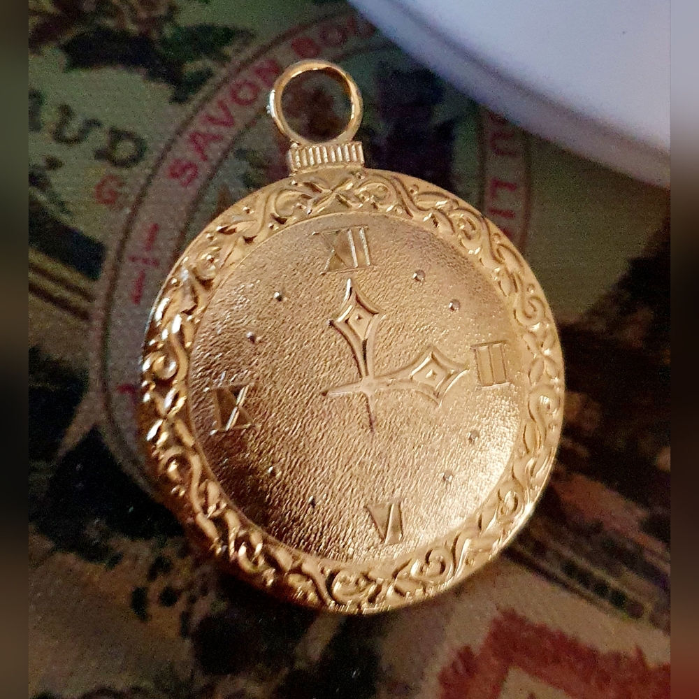 Gold Roman numeral clock pin